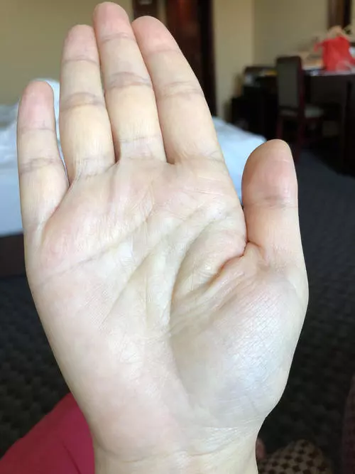 生活穷苦难走好运的女人面相解析