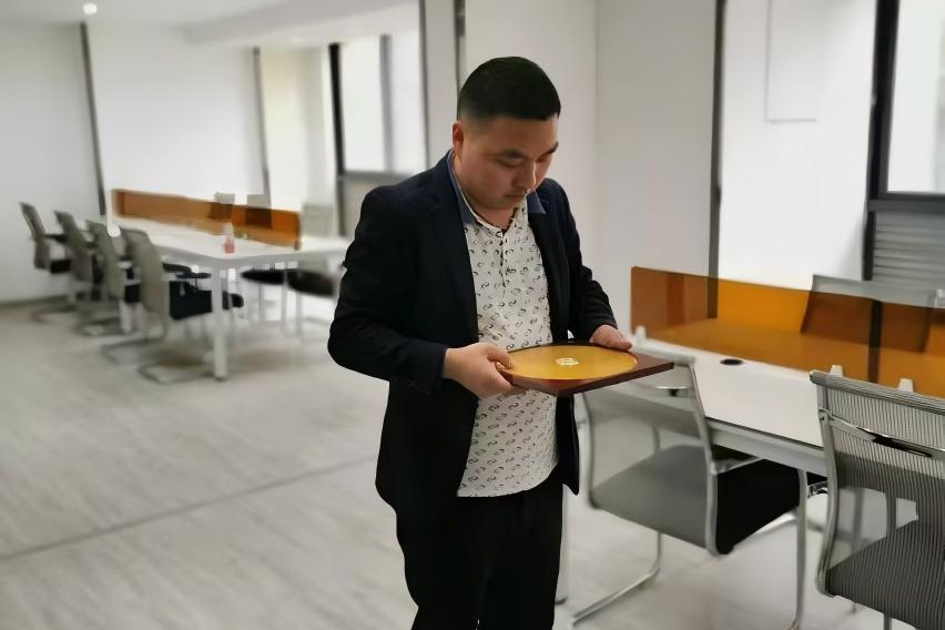 重庆十大风水师之李九燚谈老板办公室风水，助你事业腾飞