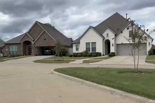 【案例】国际知名风水先生李九燚为美国休斯敦房产选购提供风水指导