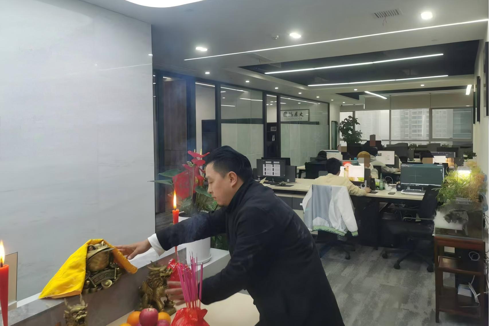 实体店主必看！河南郑州李九燚(yì)风水大师分享适合摆放在店内的物件