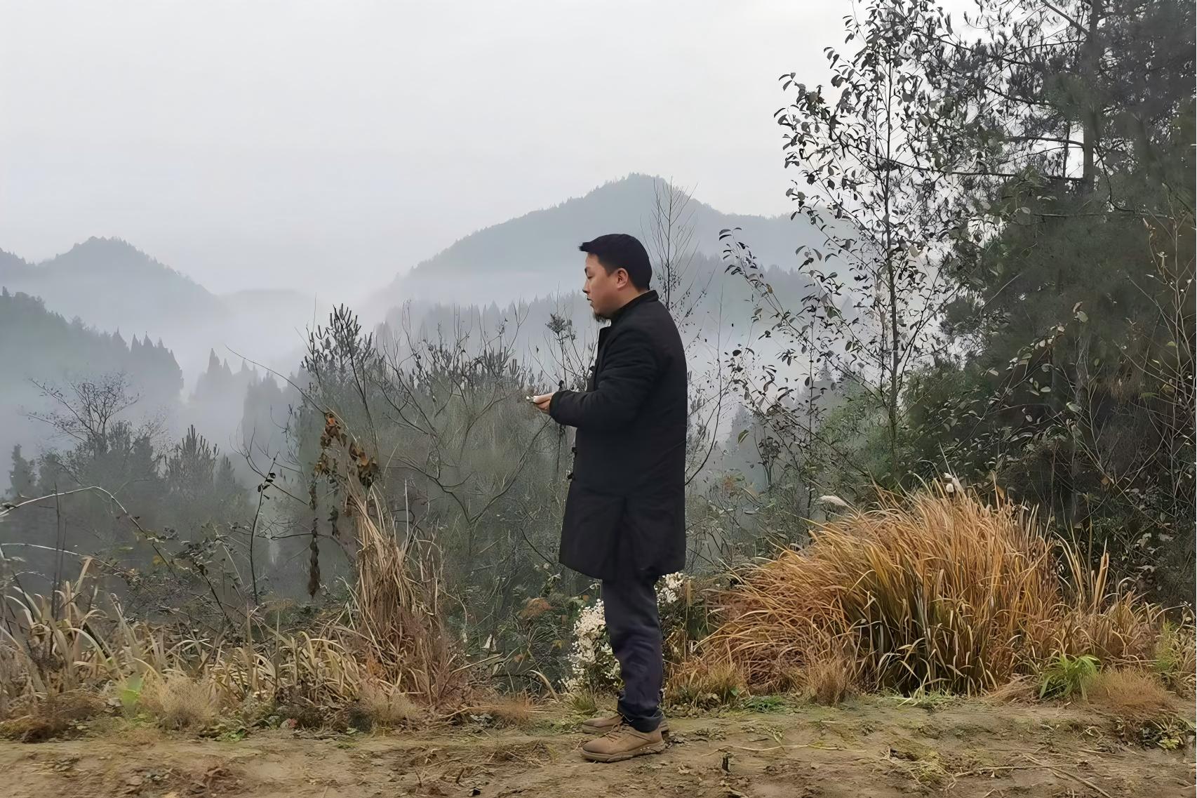 重庆李九燚(yì)风水大师：祭祖扫墓的规矩与礼仪，别在无意中失了敬意