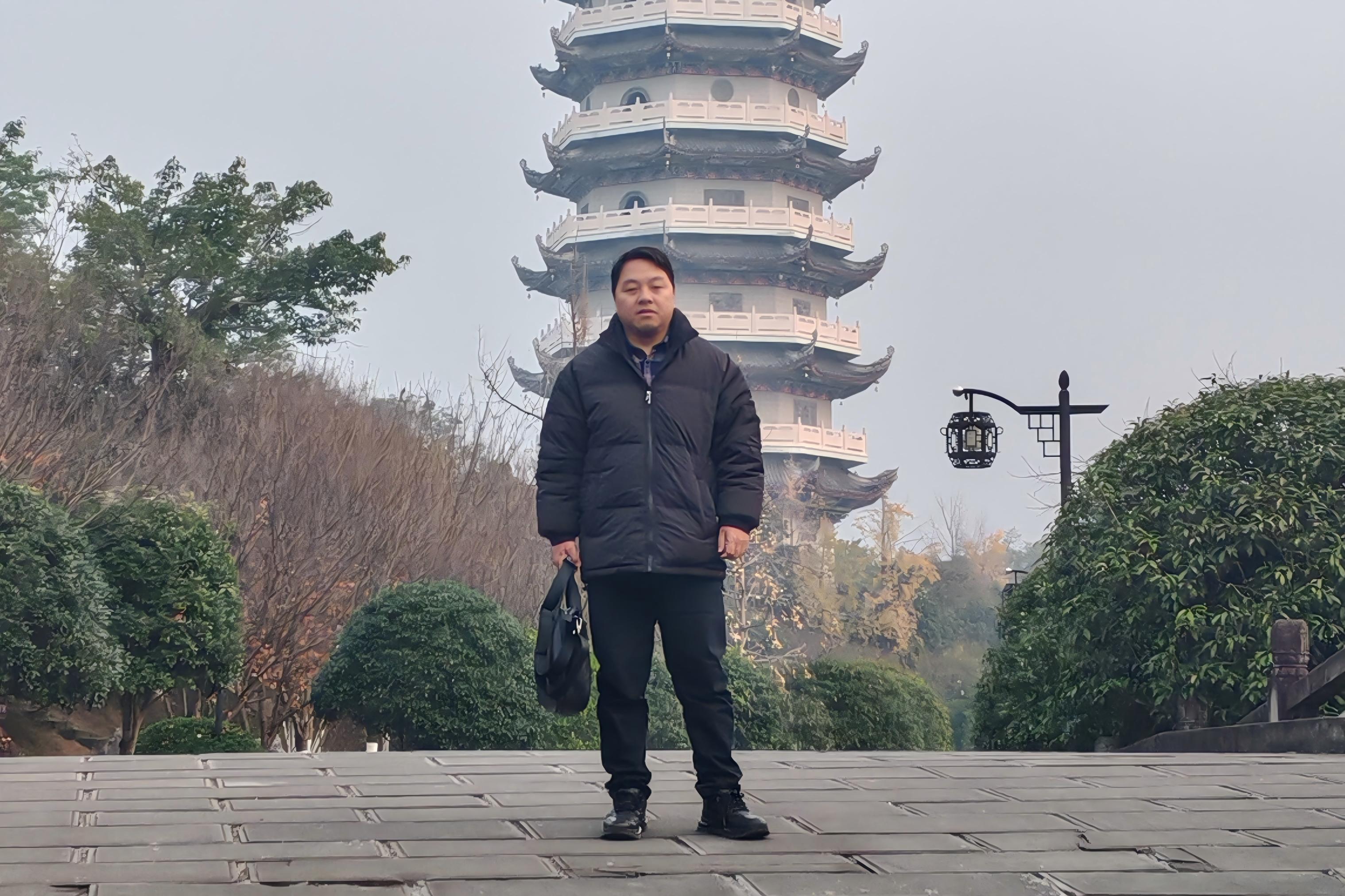 重庆易学大师李九燚：五行属火者的禀赋特征与专业选择建议