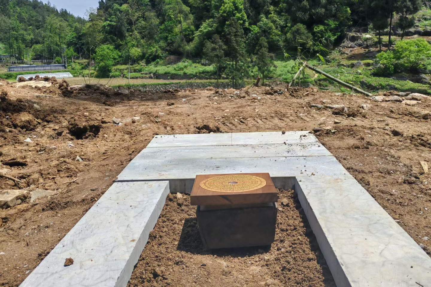 【案例】重庆李九燚(yì)风水师傅武隆区阴宅风水堪舆实例分享